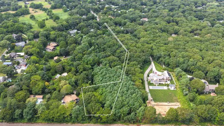 134 ACCABONAC RD, East Hampton, NY 11937