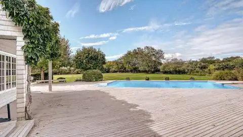 128 Meadowlark Lane, Bridgehampton, NY 11932 — photo 16