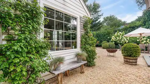 11 ROGERS ST, Sag Harbor, NY 11963 — photo 24