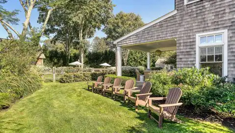 8 Cozzens Lane, Amagansett, NY 11930 — photo 10