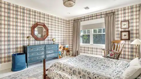 8 Cozzens Lane, Amagansett, NY 11930 — photo 37