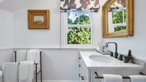 84 OSBORNE LA, East Hampton, NY 11937 — photo 31