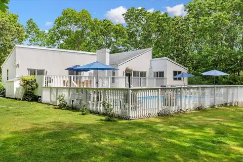 20 RIVERS RD, East Hampton, NY 11937 — photo 2