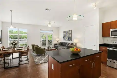 560 Dutch Valley Road NE #2305, Atlanta, GA 30324 — photo 10