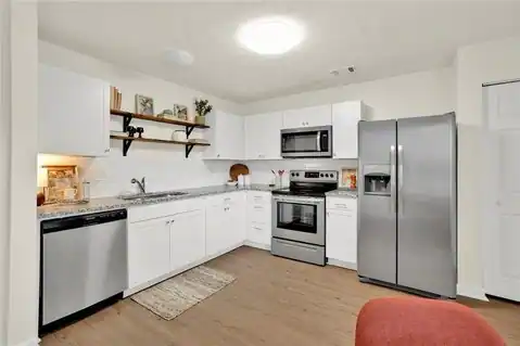 604 Ivey Court #B, Woodstock, GA 30188 — photo 5