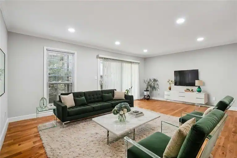 6851 Roswell Road #F32, Atlanta, GA 30328