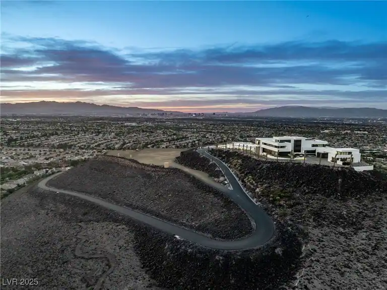 1741 Tangiers Drive, Henderson, NV 89012