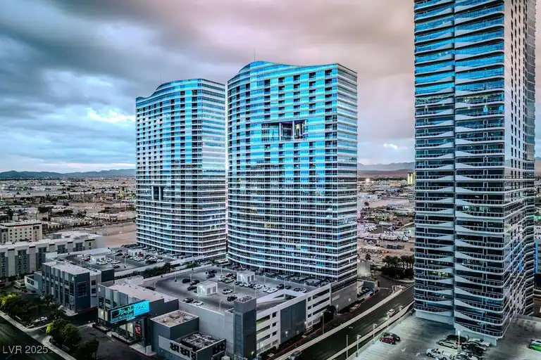 4575 Dean Martin Drive #711, Las Vegas, NV 89103