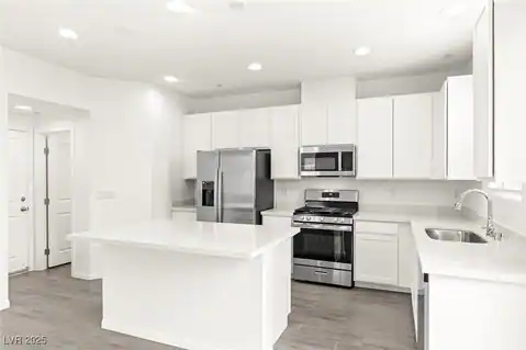10146 Gabby Glen Street, Las Vegas, NV 89183 — photo 4