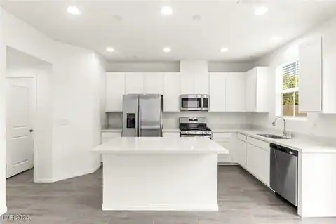 10146 Gabby Glen Street, Las Vegas, NV 89183 — photo 6