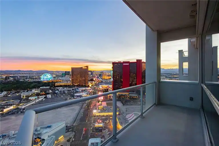 2700 Las Vegas Boulevard #4203, Las Vegas, NV 89109