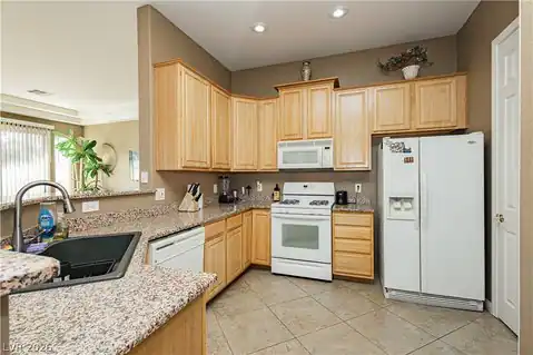 228 Lorryn Lane #2, Boulder City, NV 89005 — photo 4