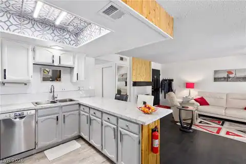 4291 Sanderling Circle #124, Las Vegas, NV 89103 — photo 14