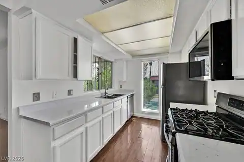 1405 Vegas Valley Drive #208, Las Vegas, NV 89169 — photo 6