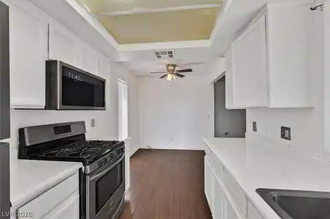 1405 Vegas Valley Drive #208, Las Vegas, NV 89169 — photo 8