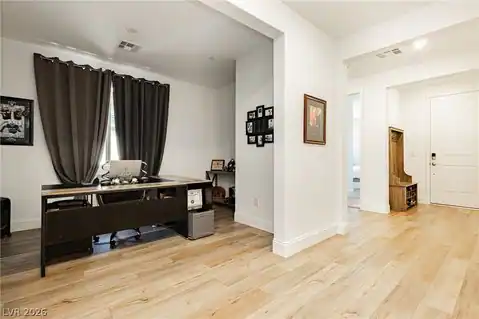 10135 Carmine Clay Drive, Las Vegas, NV 89143 — photo 11