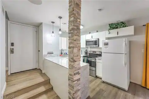 5045 Spencer Street #B, Las Vegas, NV 89119 — photo 10
