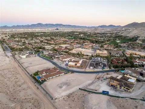 27 Olympia Canyon Way, Las Vegas, NV 89141 — photo 2
