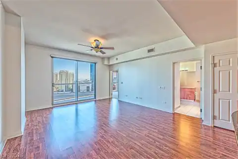 200 Sahara Avenue #2507, Las Vegas, NV 89102 — photo 4