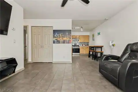 2121 Petersham Court #B, Las Vegas, NV 89108 — photo 4