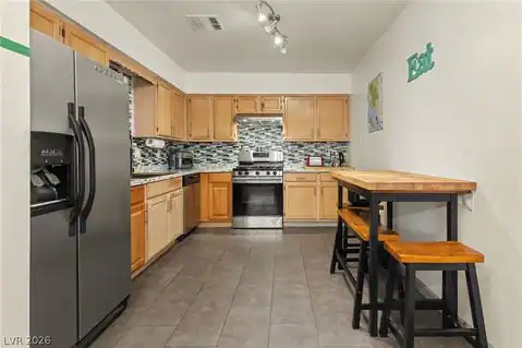2121 Petersham Court #B, Las Vegas, NV 89108 — photo 6