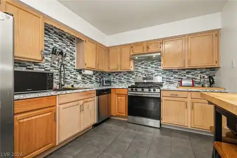 2121 Petersham Court #B, Las Vegas, NV 89108 — photo 8