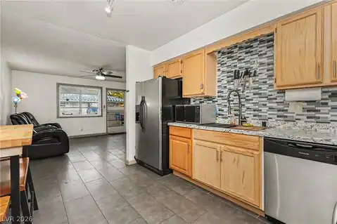 2121 Petersham Court #B, Las Vegas, NV 89108 — photo 9