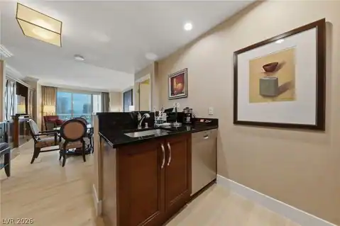 135 E Harmon Avenue #2721, Las Vegas, NV 89109 — photo 10