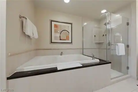 135 E Harmon Avenue #2721, Las Vegas, NV 89109 — photo 12