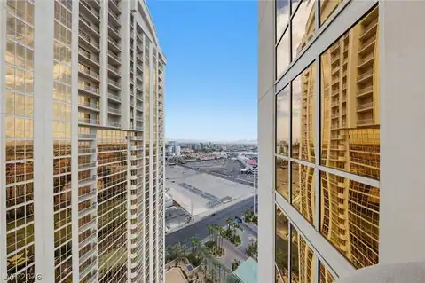 135 E Harmon Avenue #2721, Las Vegas, NV 89109 — photo 22