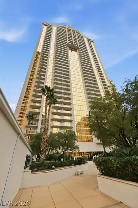 135 E Harmon Avenue #2721, Las Vegas, NV 89109 — photo 23