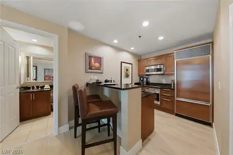 135 E Harmon Avenue #2721, Las Vegas, NV 89109 — photo 8