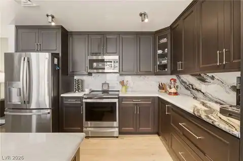 200 W Sahara Avenue #4004, Las Vegas, NV 89102 — photo 17