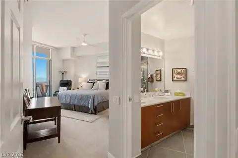200 W Sahara Avenue #4004, Las Vegas, NV 89102 — photo 38