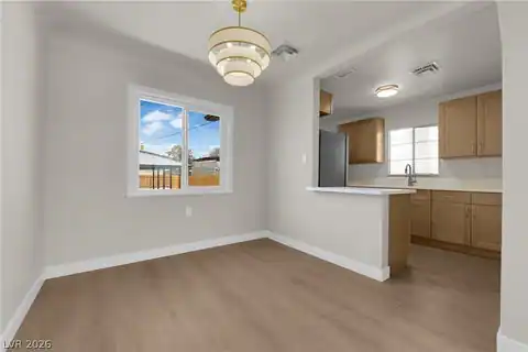433 N 10th Street, Las Vegas, NV 89101 — photo 7