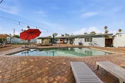 1631 Ottawa Drive, Las Vegas, NV 89169 — photo 2