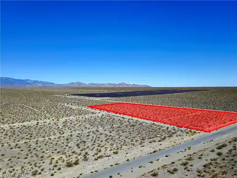 2180 E Simkins Road, Pahrump, NV 89060 — photo 2