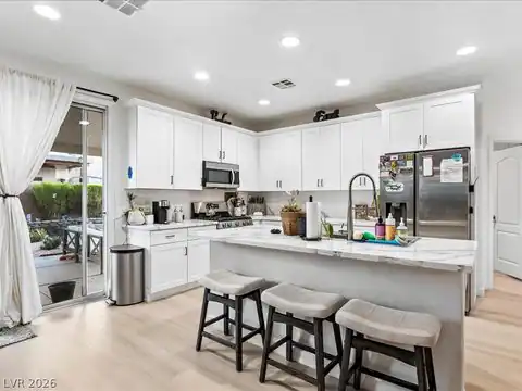 7615 Paso Robles Avenue, Las Vegas, NV 89113 — photo 4