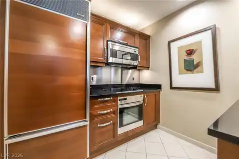 135 E Harmon Avenue #3520, Las Vegas, NV 89109 — photo 7