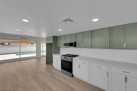 1524 Bonita Avenue, Las Vegas, NV 89104 — photo 14