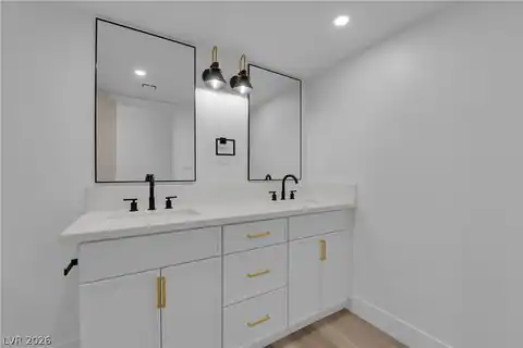 1524 Bonita Avenue, Las Vegas, NV 89104 — photo 33