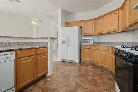 8753 Reef Island Court, Las Vegas, NV 89147 — photo 11