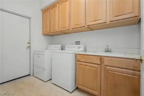 8753 Reef Island Court, Las Vegas, NV 89147 — photo 29