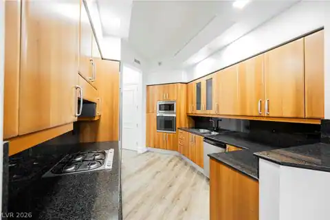 2747 Paradise Road #104, Las Vegas, NV 89109 — photo 10