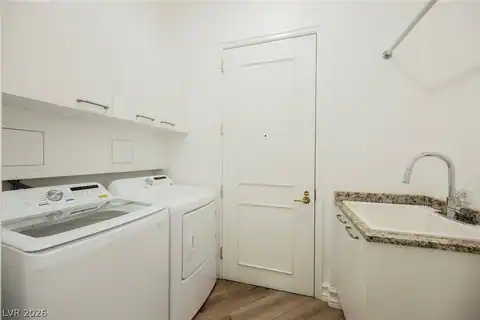 2747 Paradise Road #104, Las Vegas, NV 89109 — photo 32