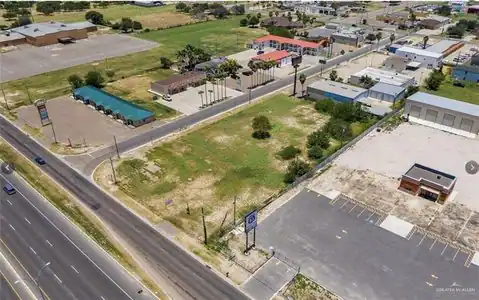 202 W Palma Vista Drive, Palmview, TX 78577 — photo 9