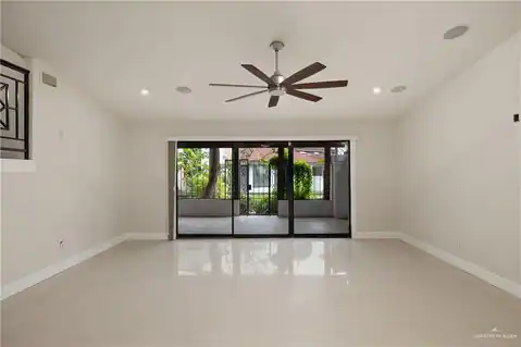 110 E Shasta Avenue, McAllen, TX 78504 — photo 4