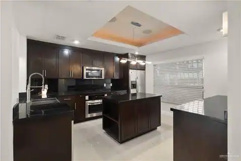 110 E Shasta Avenue, McAllen, TX 78504 — photo 5