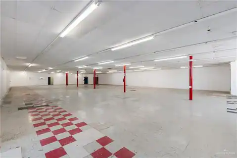 1800 E Van Buren Street, Brownsville, TX 78520 — photo 14