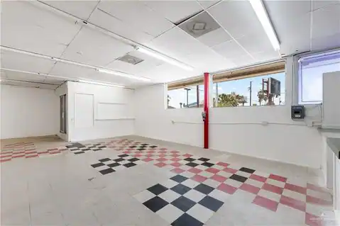 1800 E Van Buren Street, Brownsville, TX 78520 — photo 16